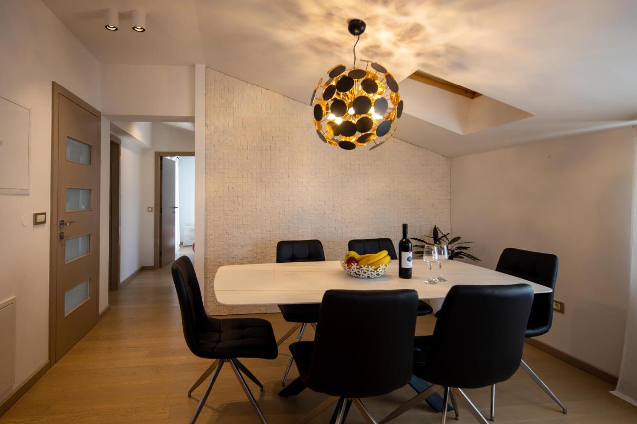 Lumaja Luxury Apartman Biograd Na Moru Exterior foto
