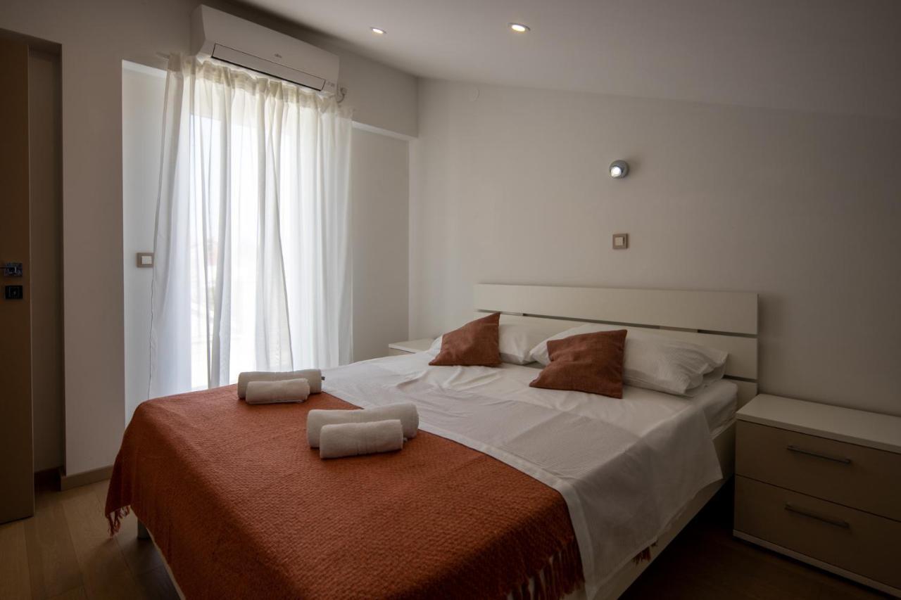 Lumaja Luxury Apartman Biograd Na Moru Exterior foto