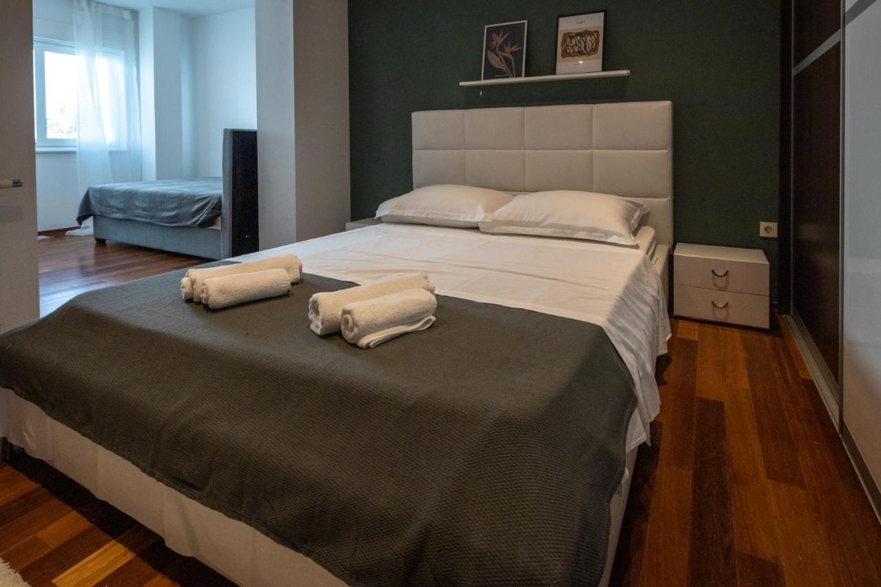 Lumaja Luxury Apartman Biograd Na Moru Exterior foto